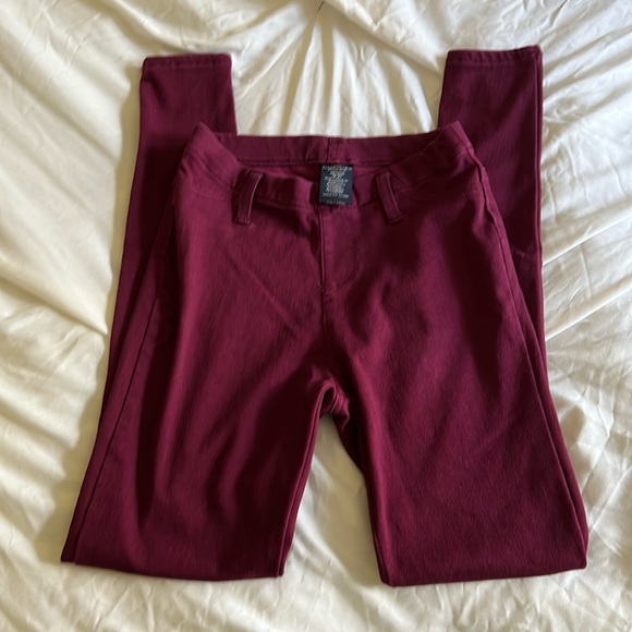 Faded Glory Denim - Faded Glory Skinny Stretch Jeans Size XS (0-2) Burgundy/Wine Color w/Fray/Hole